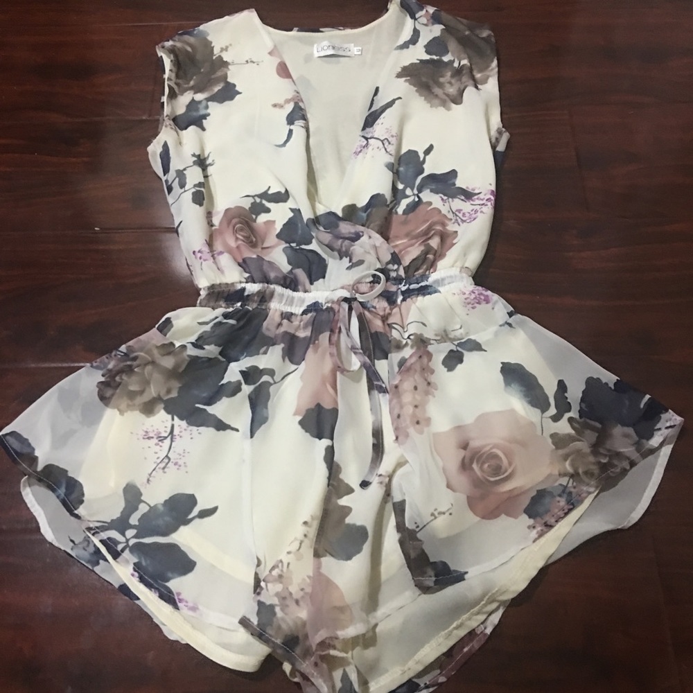 Floral romper